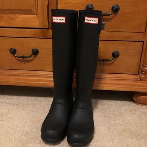 Black Hunter rain Boots size 8 WORN ONCE